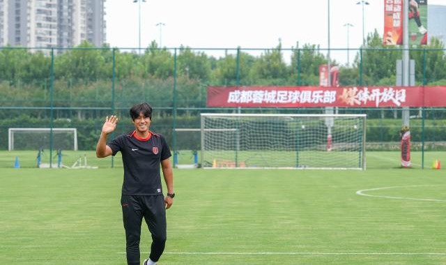 开云体育下载网页版-徐正源：中国足协曾联系我 希望参加国足主帅竞聘